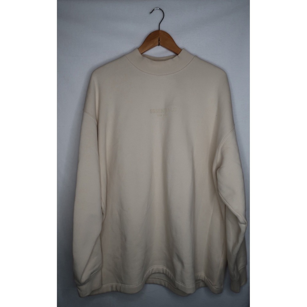 Fear Of God Essentials Crewneck Sweatshirt Cream Oversized Logo Men's Medium EUC